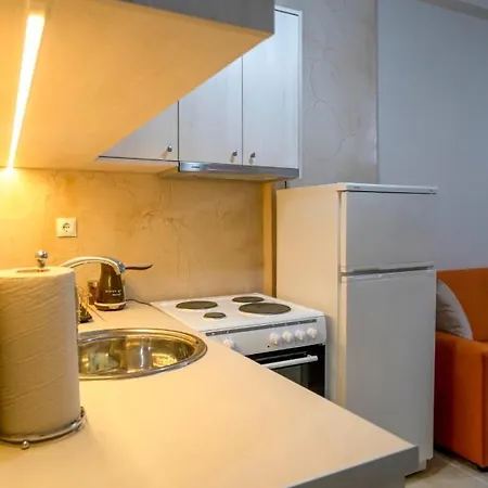 Apartment House Karistos