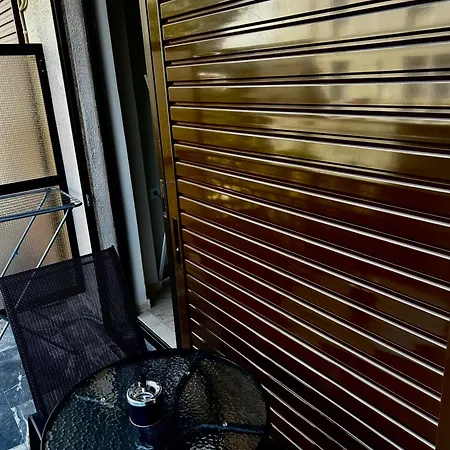 House Apartment *