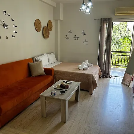 House Karistos Apartment *
